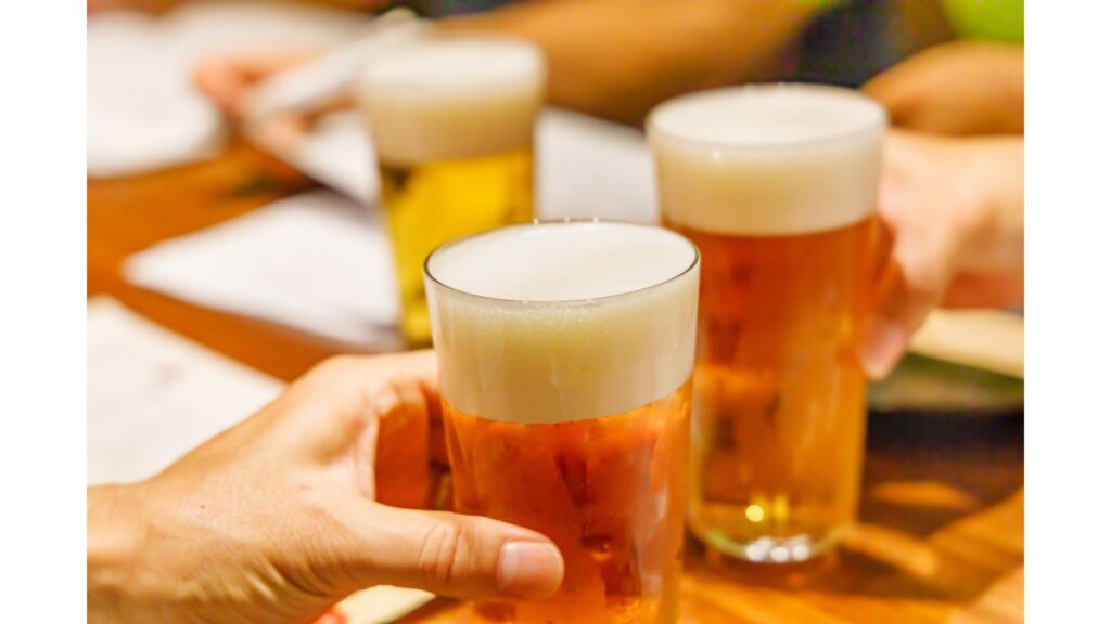 筋トレ後、どのくらい経てば飲酒していい？