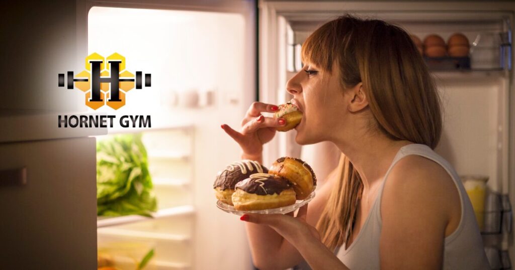 お腹が空いていないのに食べたくなるのはなぜ？